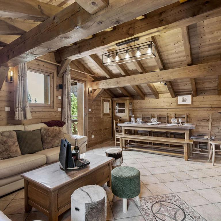 Chalet indépendant à Courchevel 1650 avec sauna, 4 chambres, parking - FR-1-563-162 - Chalet - 2