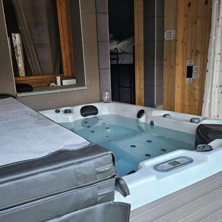 Chalet spacieux 12 pers avec sauna - FR-1-263-595 - Chalet - 14