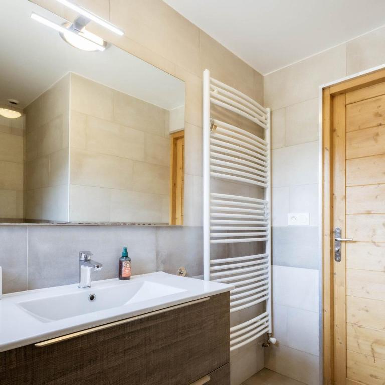 Appartement 3 pièces pour 6 personnes avec Wi-Fi et parking à Valloire - Apartamento de 2 dormitorios - 15