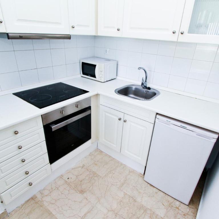 AQUAMARINA C HomeStay By Turismar - One-Bedroom Apartment - 8