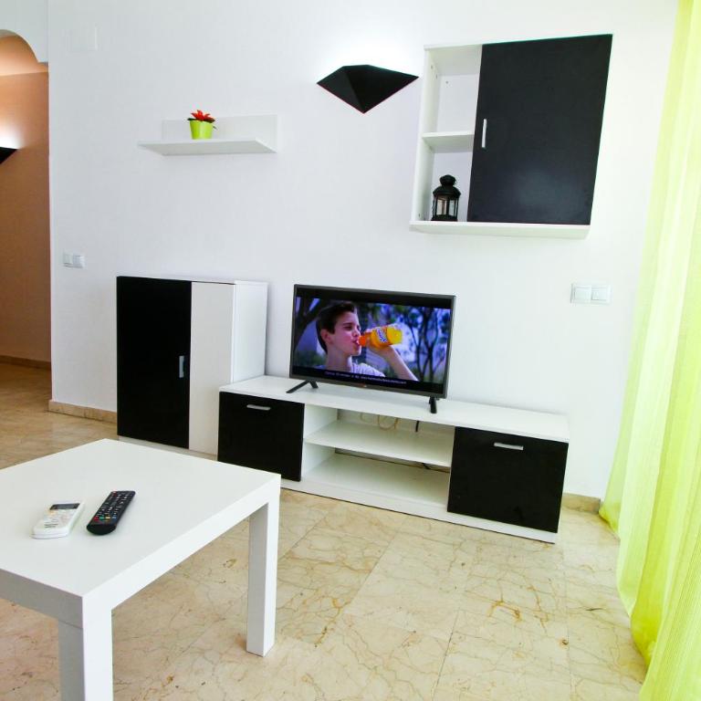 AQUAMARINA C HomeStay By Turismar - One-Bedroom Apartment - 6