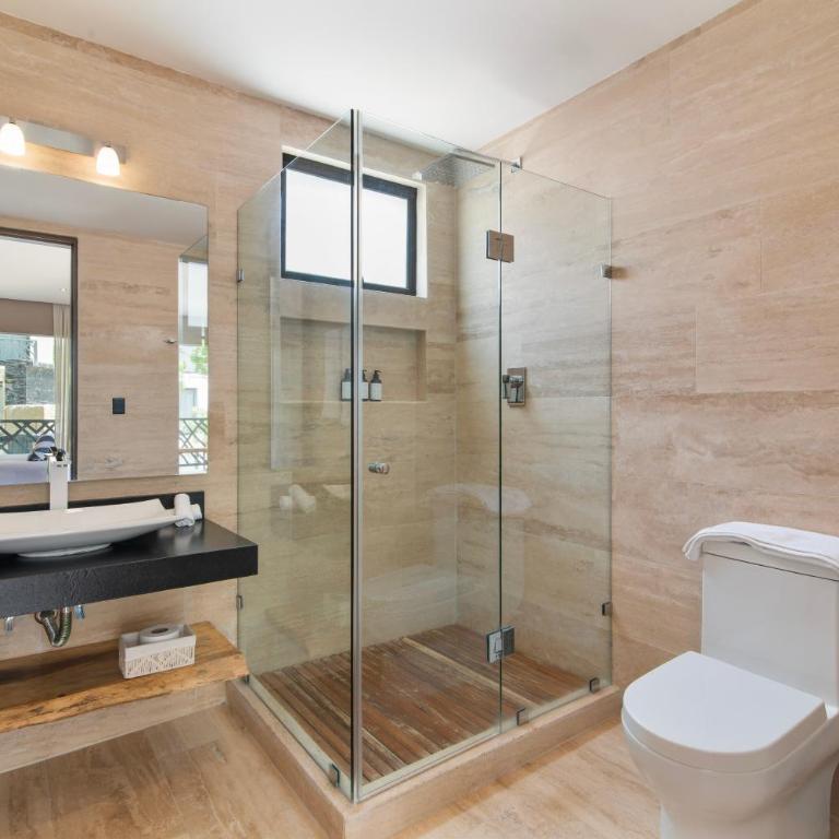 Unwind | Private Balcony & Rooftop Pools | Casago - Apartamento Estudio con cama grande - 15
