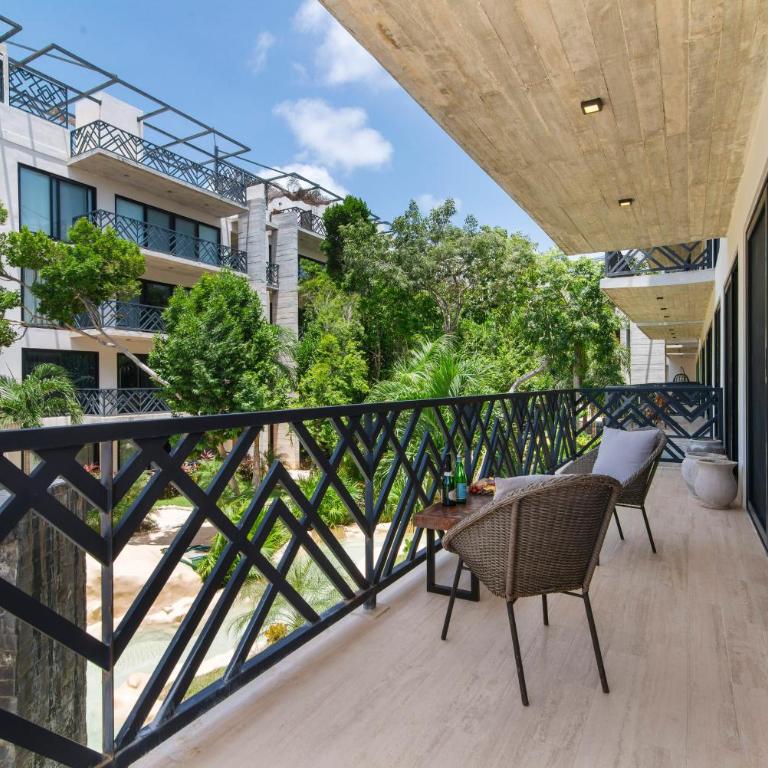 Unwind | Private Balcony & Rooftop Pools | Casago - Apartamento Estudio con cama grande - 13