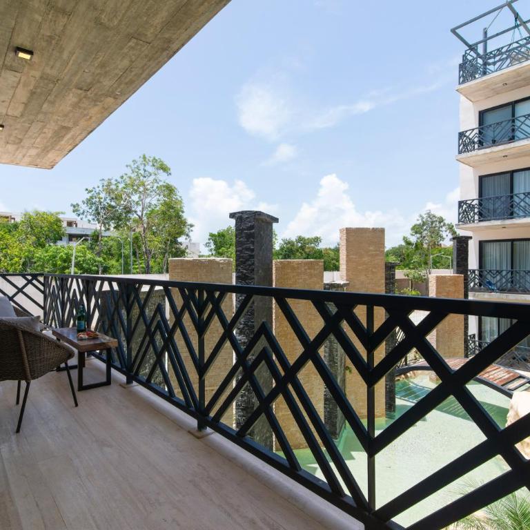 Unwind | Private Balcony & Rooftop Pools | Casago - Apartamento Estudio con cama grande - 12