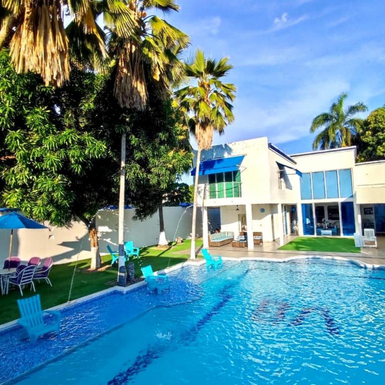 Villa con piscina y jacuzzi privados - Villa - 5