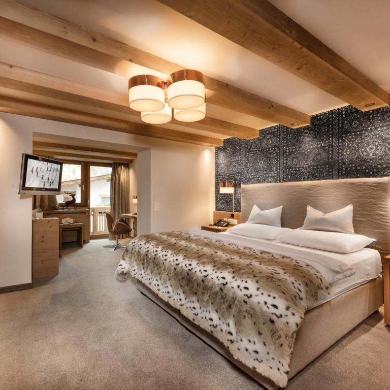 Hotel Post Sport- und Wellness - Superior Dreibettzimmer - 2