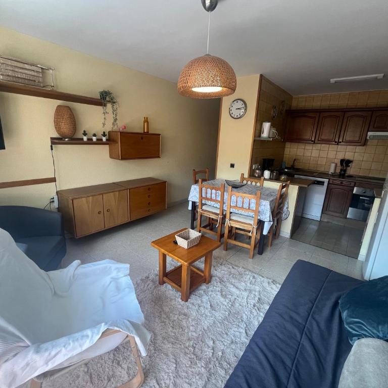 Maia 3C a Pie de Pistas con garaje incluido - Apartment mit 2 Schlafzimmern - 4