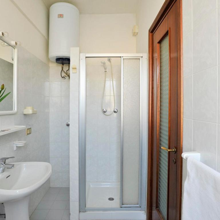 Hotel Bacco Rooms and Breakfast - Camera Matrimoniale Economy - 6