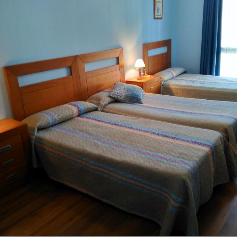 Hotel Águila Real - Habitación Doble con cama supletoria - 1 o 2 camas - 2