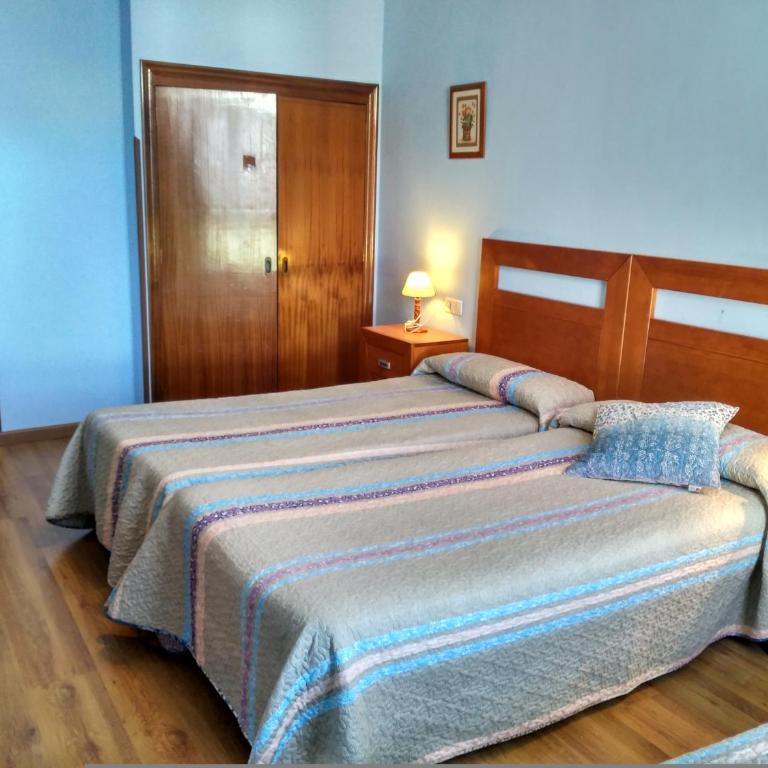 Hotel Águila Real - Habitación Doble con cama supletoria - 1 o 2 camas - 5