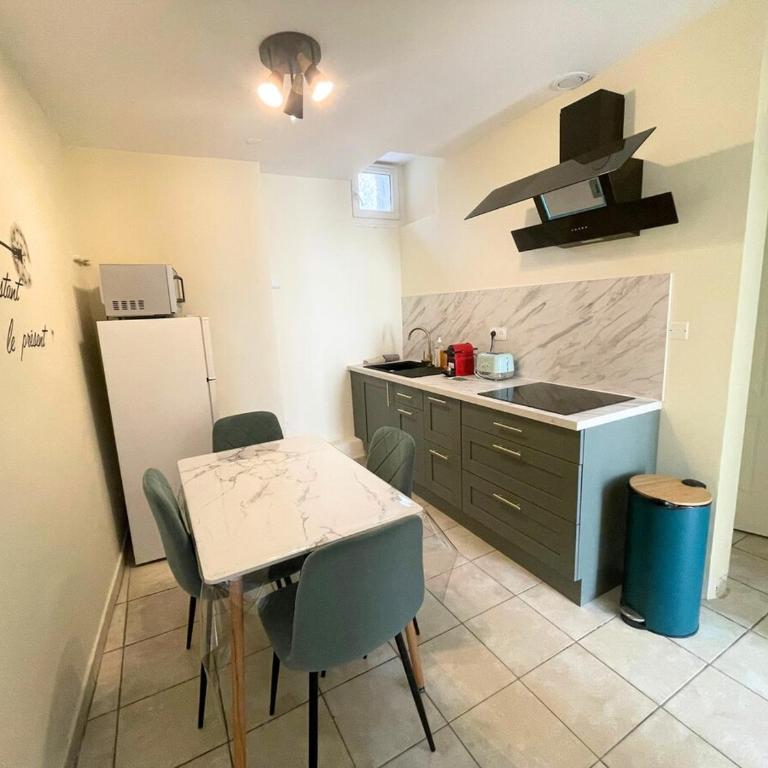 Bleu du Sud Clim 4 personnes Beziers Centre IUT - Appartement 1 Chambre - 4