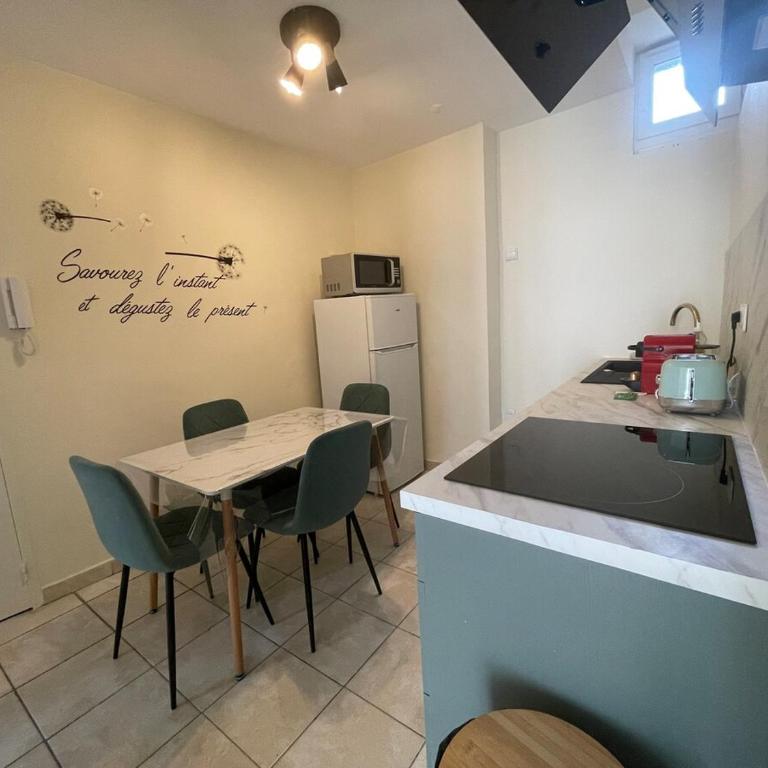 Bleu du Sud Clim 4 personnes Beziers Centre IUT - Appartement 1 Chambre - 11