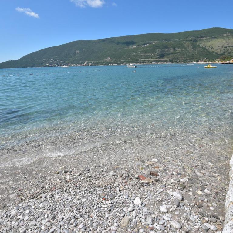 Apartmani Centar Igalo - Apartment with Sea View and Balcony A4 - 15