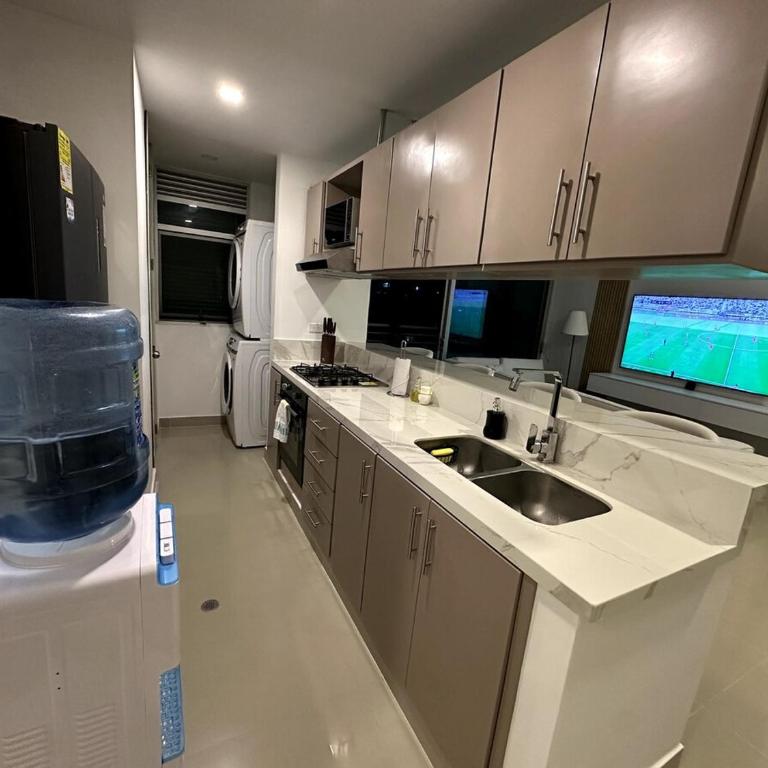 Apartamento Exclusivo Rodadero a 2 min de la Playa - Apartamento - 17