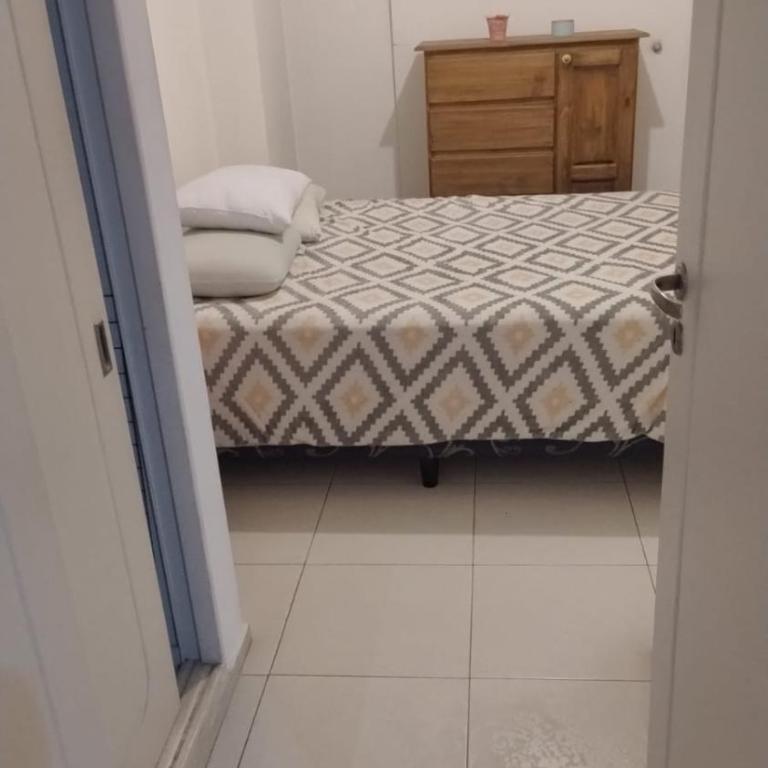 Departamento amplio, Zona Nueva Cba , A cien metros de la terminal Buss - Apartamento de 2 dormitorios - 6