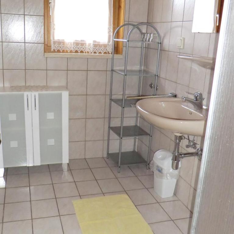 Erlebnisbauernhof Urak - Doppelzimmer mit Balkon - 9