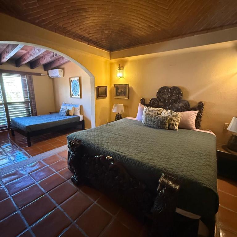 Hermosa hacienda con cenote y alberca privada - Casa de 7 dormitorios - 8