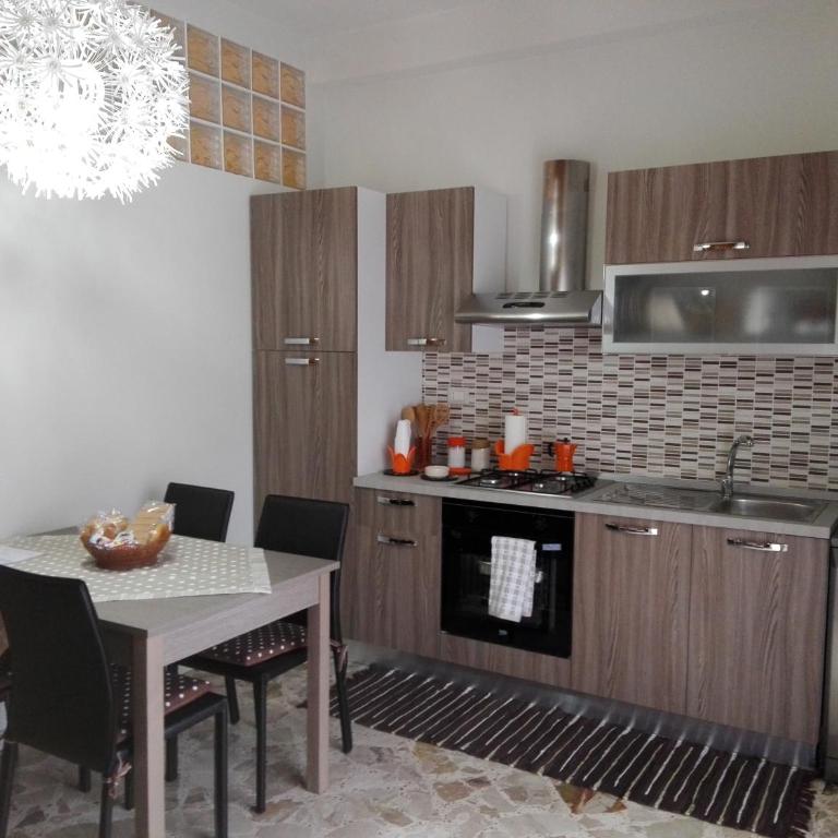 Casa Giorgia - Appartamento con Balcone - 3