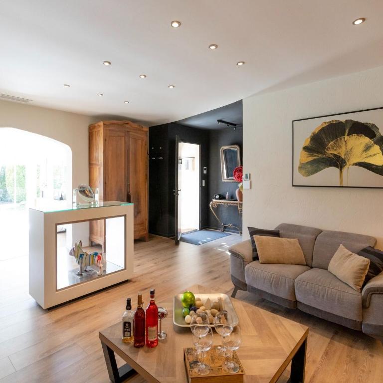 Magnificent villa with private pool - Villa 3 Chambres - 14