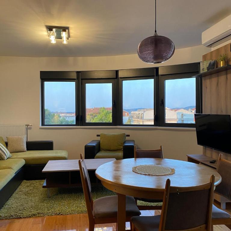 Panoramic View Apartment - Two-Bedroom Apartment - 6
