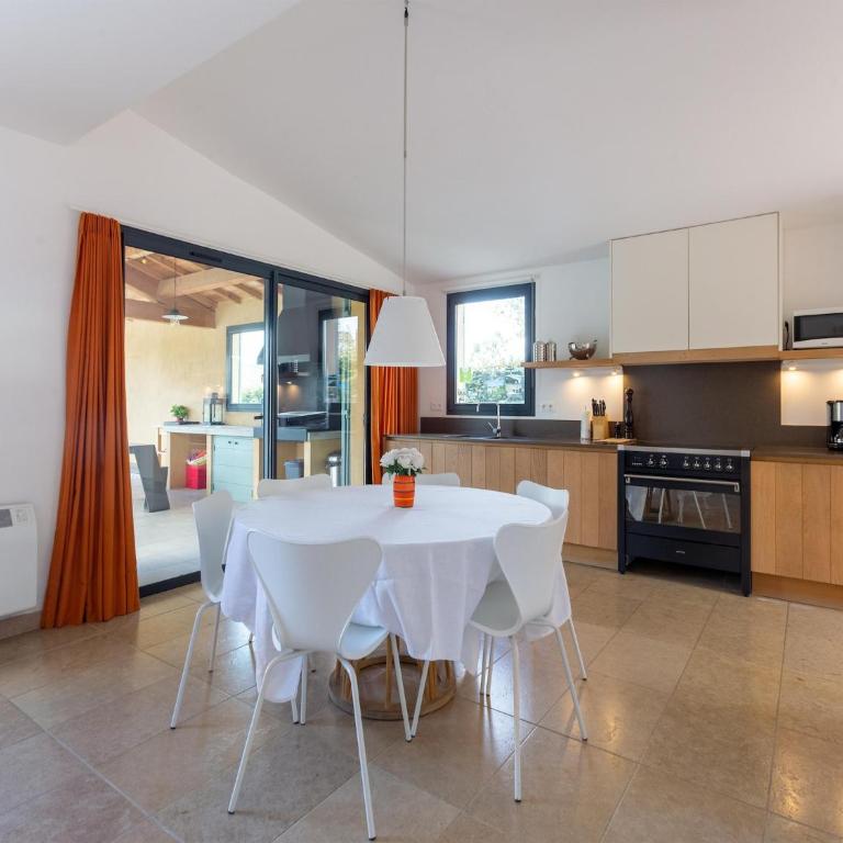 Villa in Malaucène with Mont Ventoux Views - Villa 4 Chambres - 4
