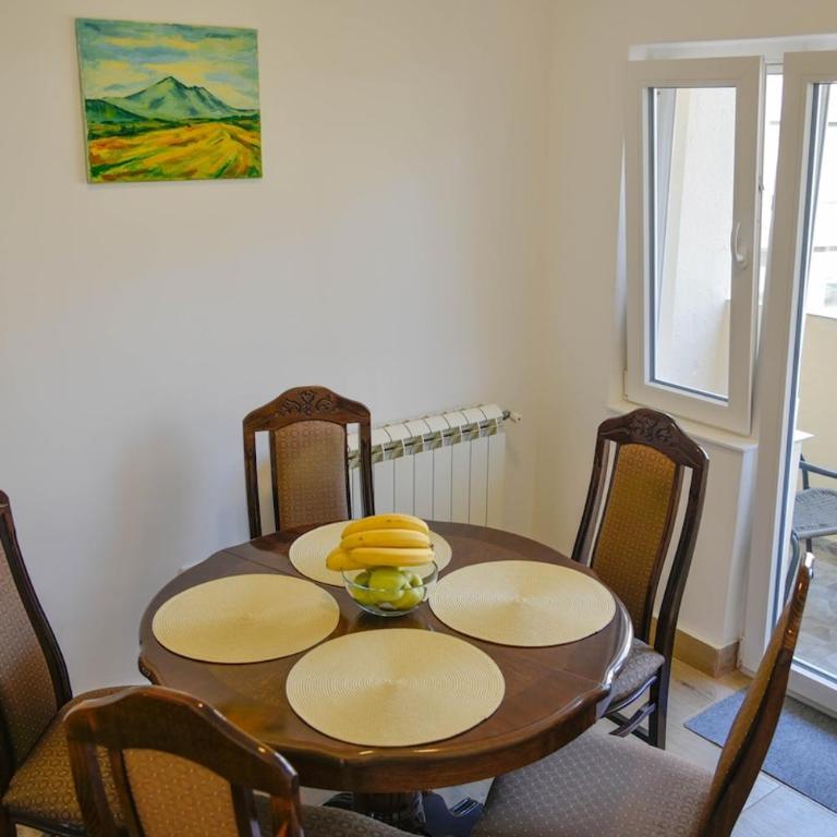 Cozy Vintage City Center - Apartman sa 2 Spavaće Sobe - 9