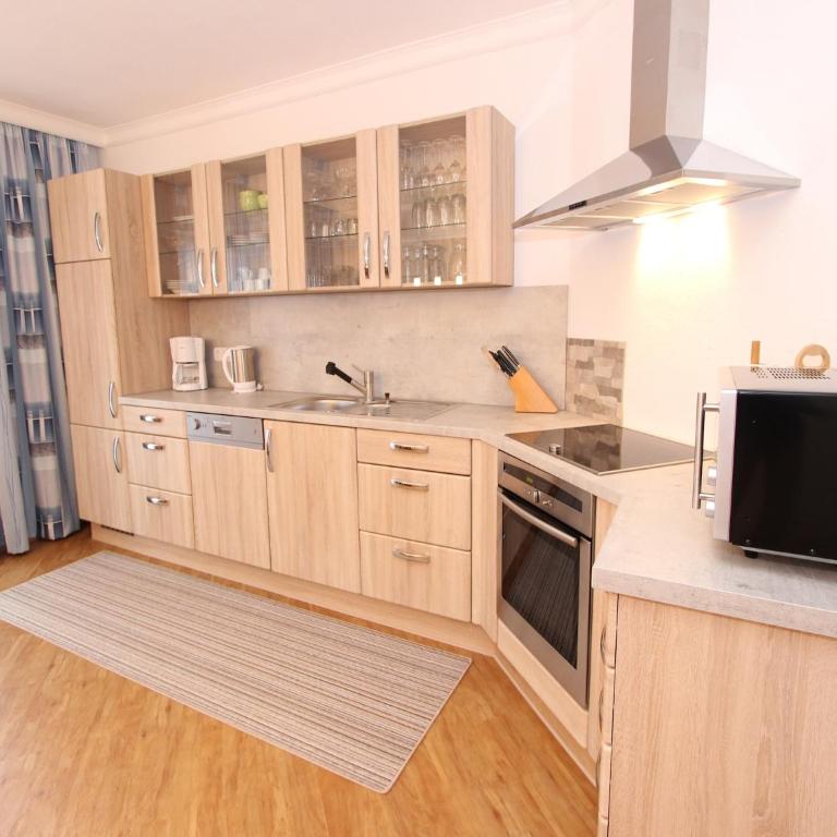 Holiday Flat Gastein near Ski Slopes - Two-Bedroom Apartment - 3
