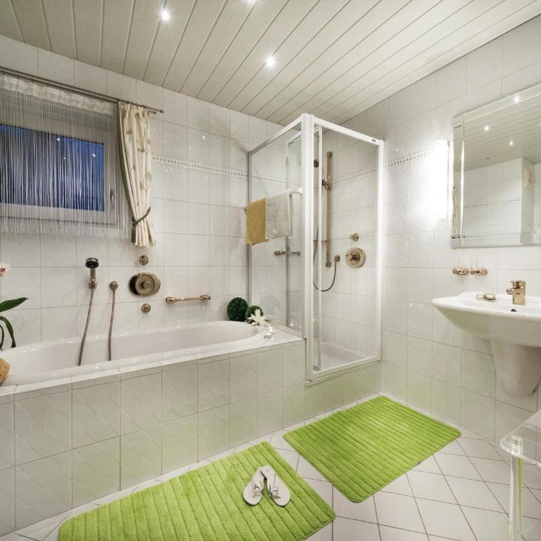 Holiday Flat Gastein near Ski Slopes - Two-Bedroom Apartment - 10
