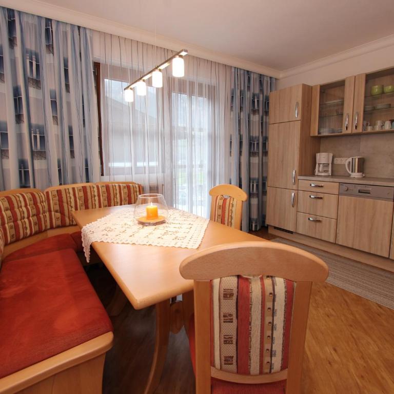 Holiday Flat Gastein near Ski Slopes - Two-Bedroom Apartment - 4