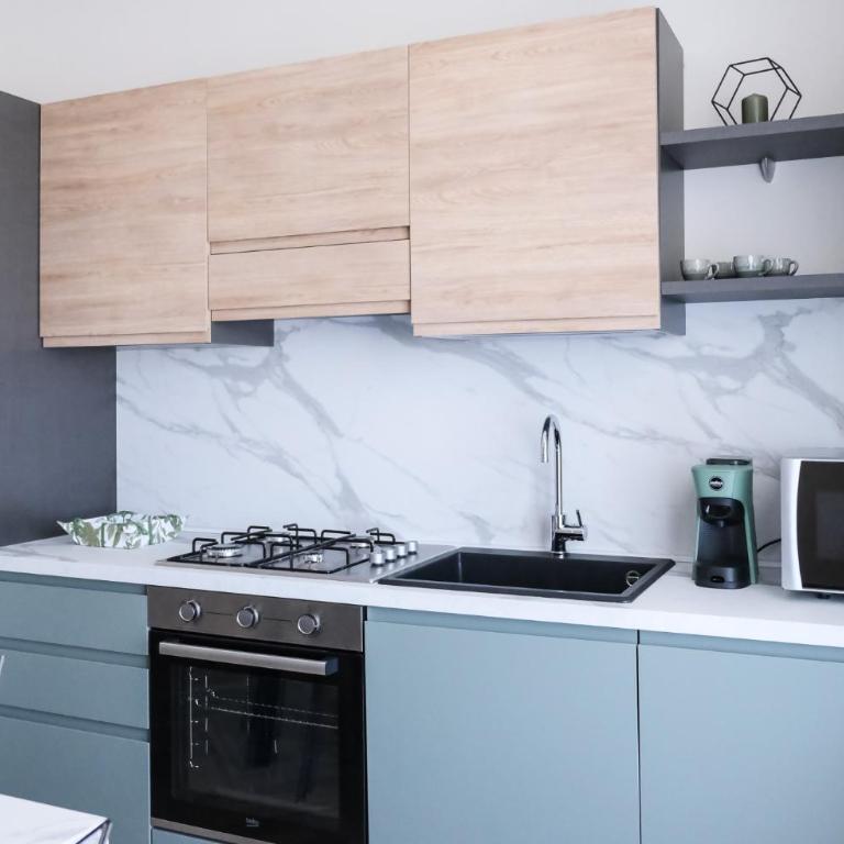 Milazzo Holiday Apartments&Rooms - LiveLoveTravel - Appartamento con Balcone - 14