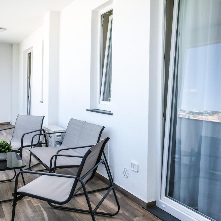 Milazzo Holiday Apartments&Rooms - LiveLoveTravel - Appartamento con Balcone - 41