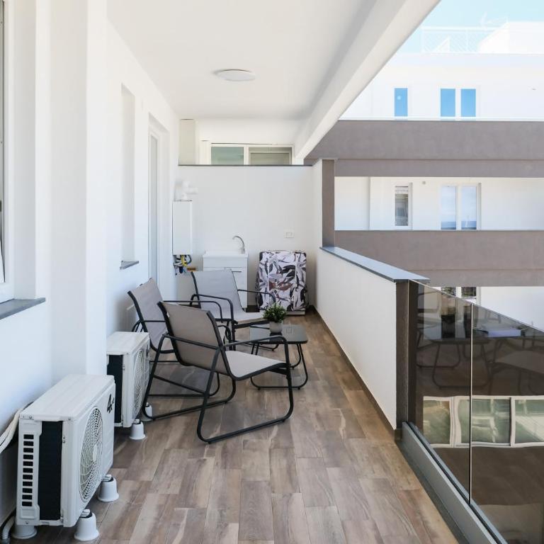 Milazzo Holiday Apartments&Rooms - LiveLoveTravel - Appartamento con Balcone - 47