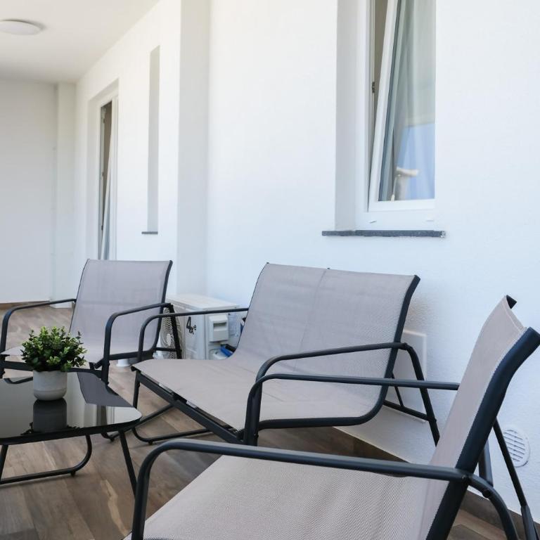 Milazzo Holiday Apartments&Rooms - LiveLoveTravel - Appartamento con Balcone - 48