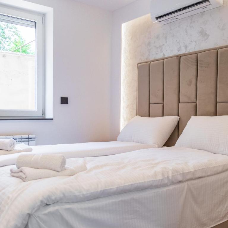 Lepenička Luxe - Premium Apartments - Deluxe One-Bedroom Apartment - 3