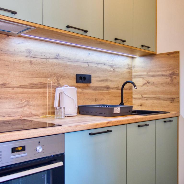 Lepenička Luxe - Premium Apartments - Deluxe One-Bedroom Apartment - 2