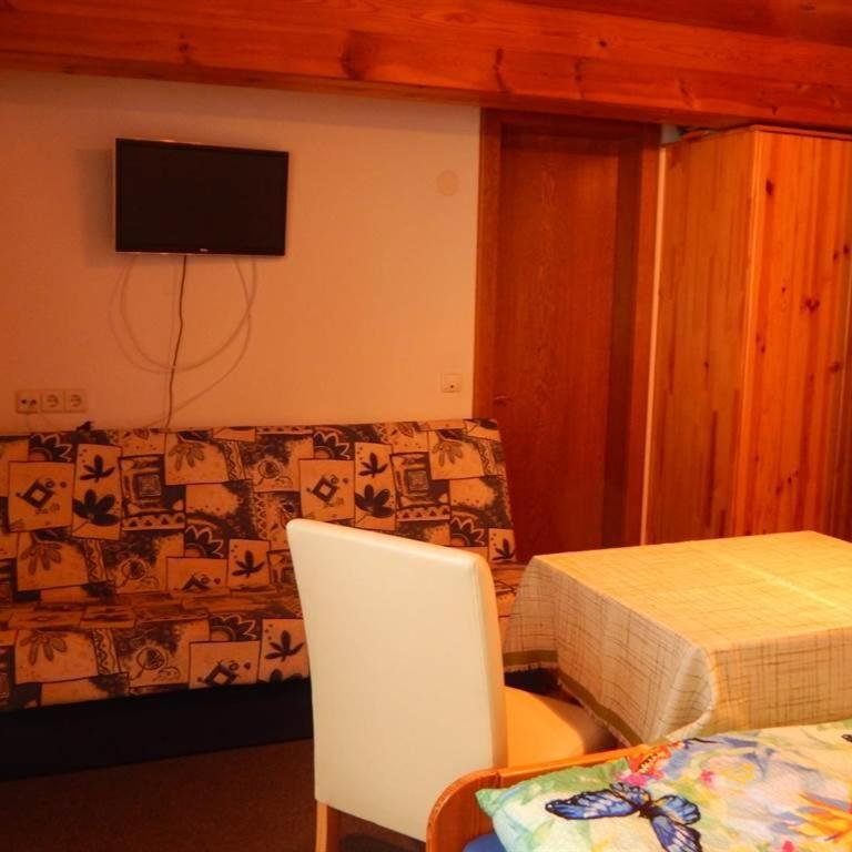 Haus Helene - Apartment mit 1 Schlafzimmer und Dusche - 10