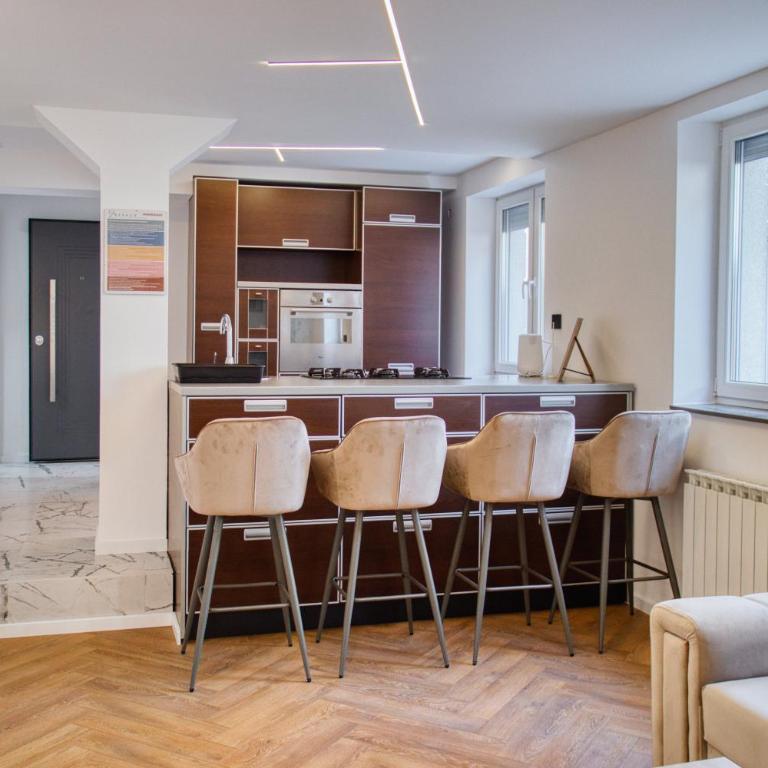Lepenička Luxe - Premium Apartments - Three-Bedroom Deluxe Apartment - 9
