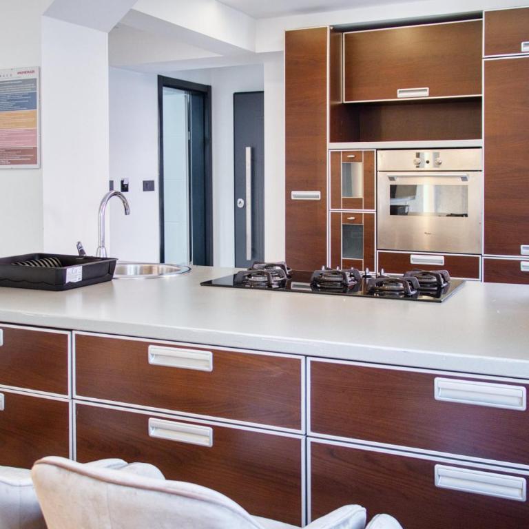 Lepenička Luxe - Premium Apartments - Three-Bedroom Deluxe Apartment - 10