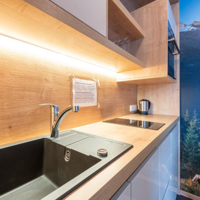 Lovely Apartment with Sauna, Ski Storage, Pool, Terrace - Appartement 2 Chambres - 19