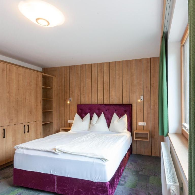 Lovely Apartment with Sauna, Ski Storage, Pool, Terrace - Appartement 2 Chambres - 22