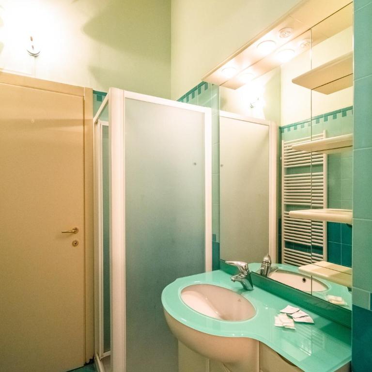 Modern Apartment in Salò with Swimming Pool - Casa Vacanze con 4 Camere da Letto - 8