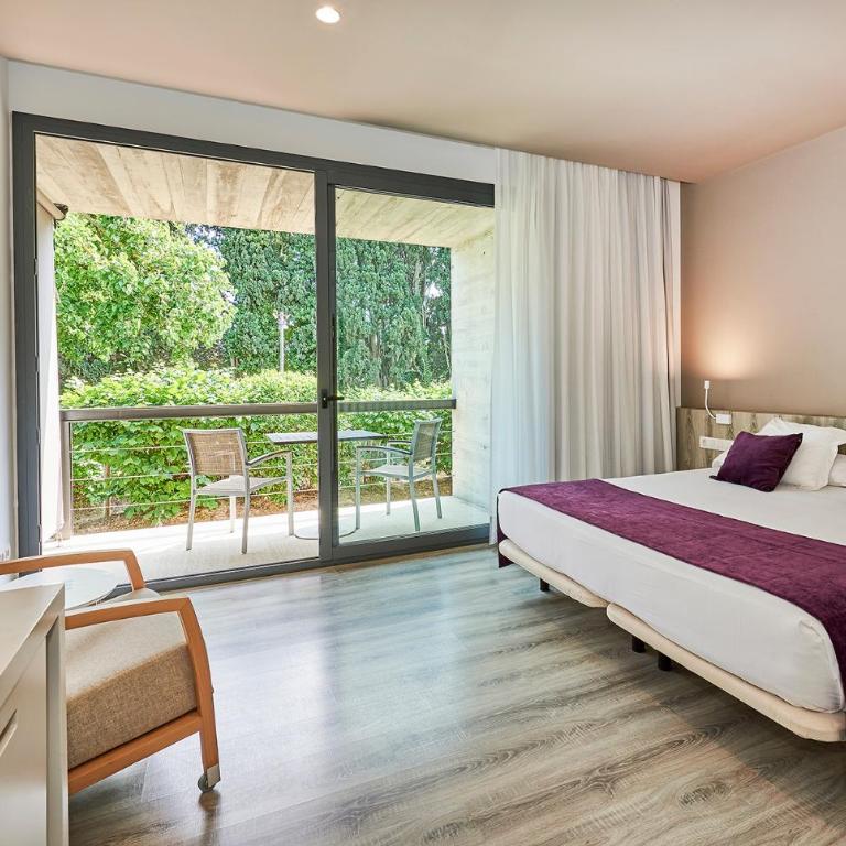 URH - Hotel Molí del Mig - Superior Doppelzimmer mit Balkon - 3
