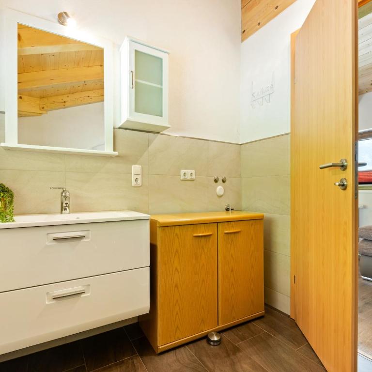 Sunlit Apartment near Ski Area in Hollersbach im Pinzgau - Apartment mit 1 Schlafzimmer - 20