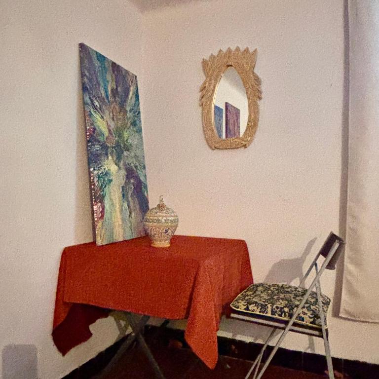 Villa Tricia Cannes - Chambre Lits Jumeaux Économique avec Salle de Bains Commune - 13