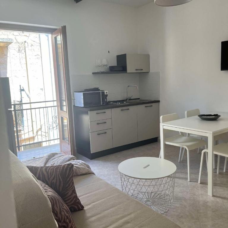 Casa Sole e Limone - Appartamento con 1 Camera da Letto - 19