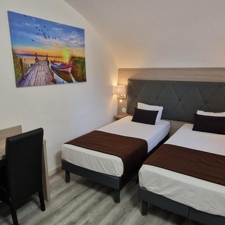 Hôtel Port Beach - Chambre Lits Jumeaux Économique - 1