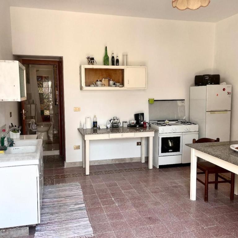 Corso Tugher - Appartamento con 2 Camere da Letto - 7