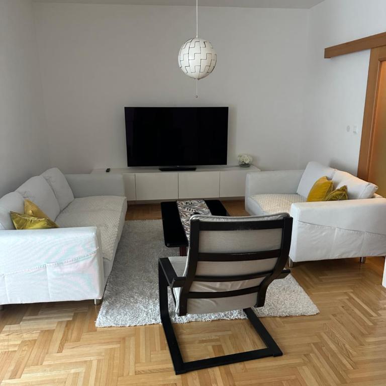 Salt Lake Apartment Tuzla - One-Bedroom Apartment - 2