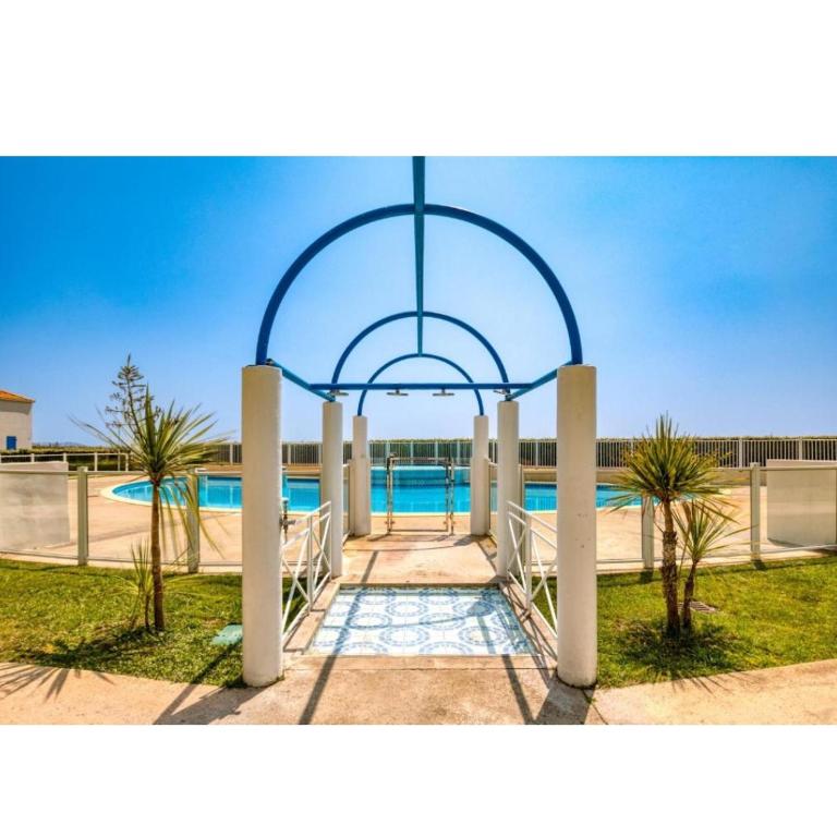 Petite maison dans résidence avec piscine et accès direct à la mer - Maison 2 Chambres - 9