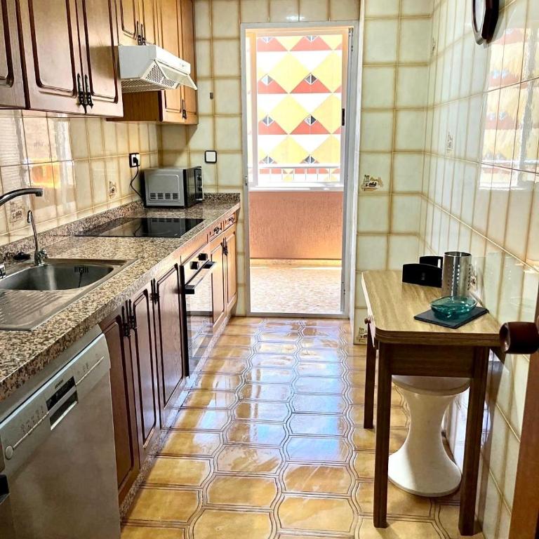 Costablanca Ocean View - Three-Bedroom Apartment - 9